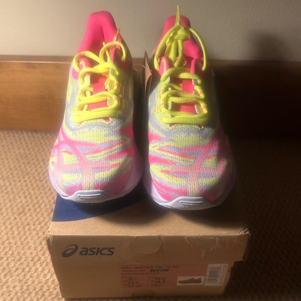 ASICS Kids Gel-Noosa Tri Sneakers - Neon Pink and Yellow